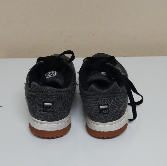 Shoes - Picture 2 of 4